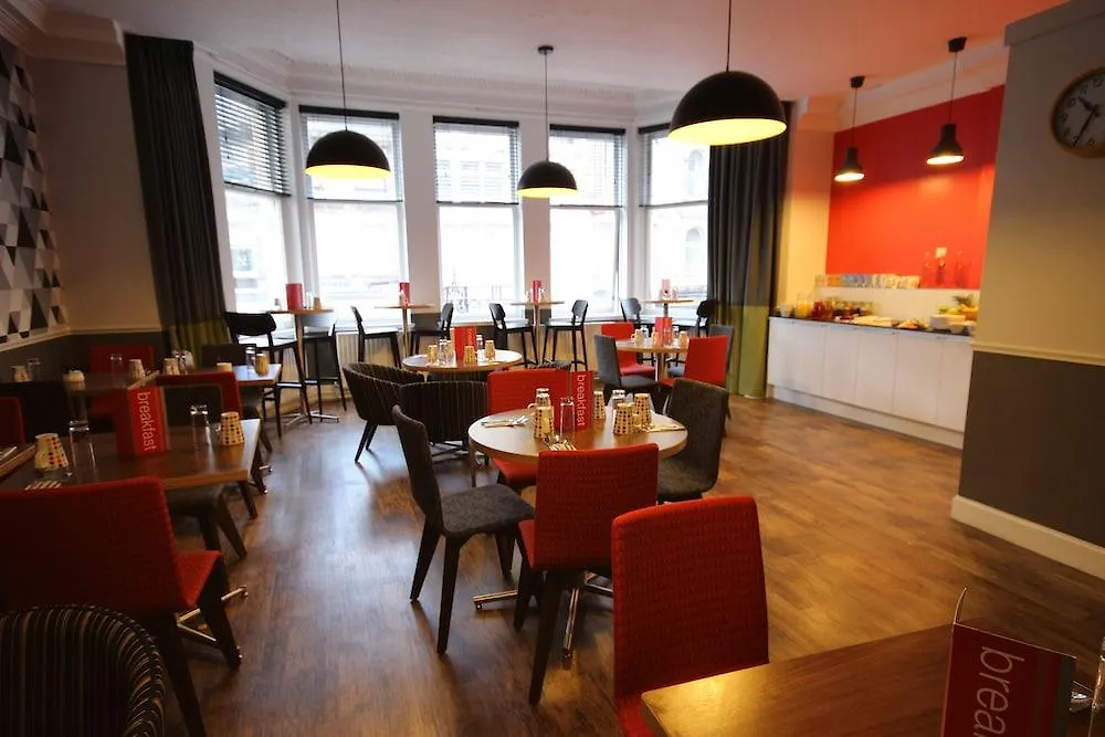 Cityroomz Edimburgo Hotel