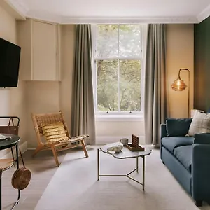 Sonder By Marriott Bonvoy Royal Garden New Town **** Edinburgh