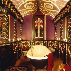 The Witchery By The Castle ***** Edinburgh