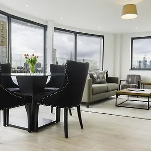 Aldgate Apartment London