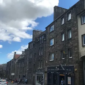 Apartamento Crags View On The Royal Mile, Edimburgo