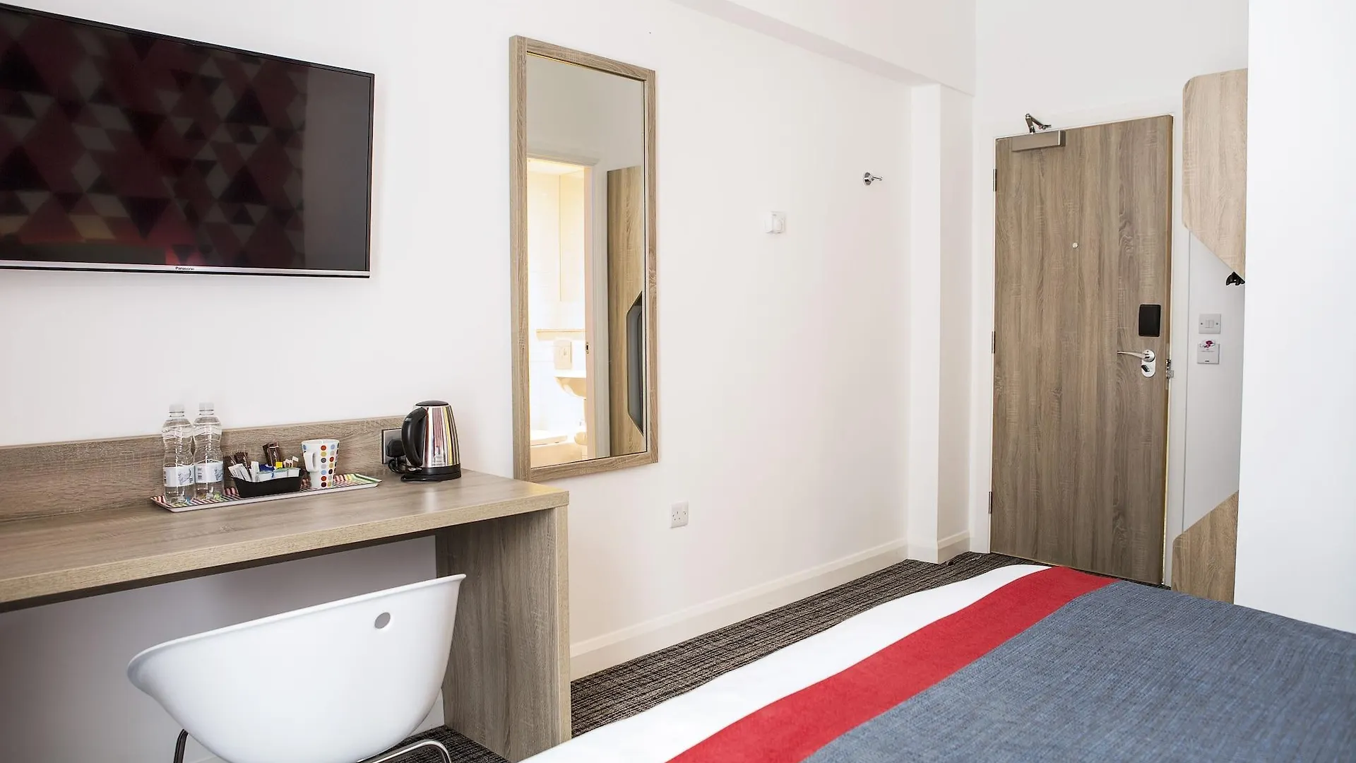 Cityroomz Edinburgh 3*,  Großbritannien