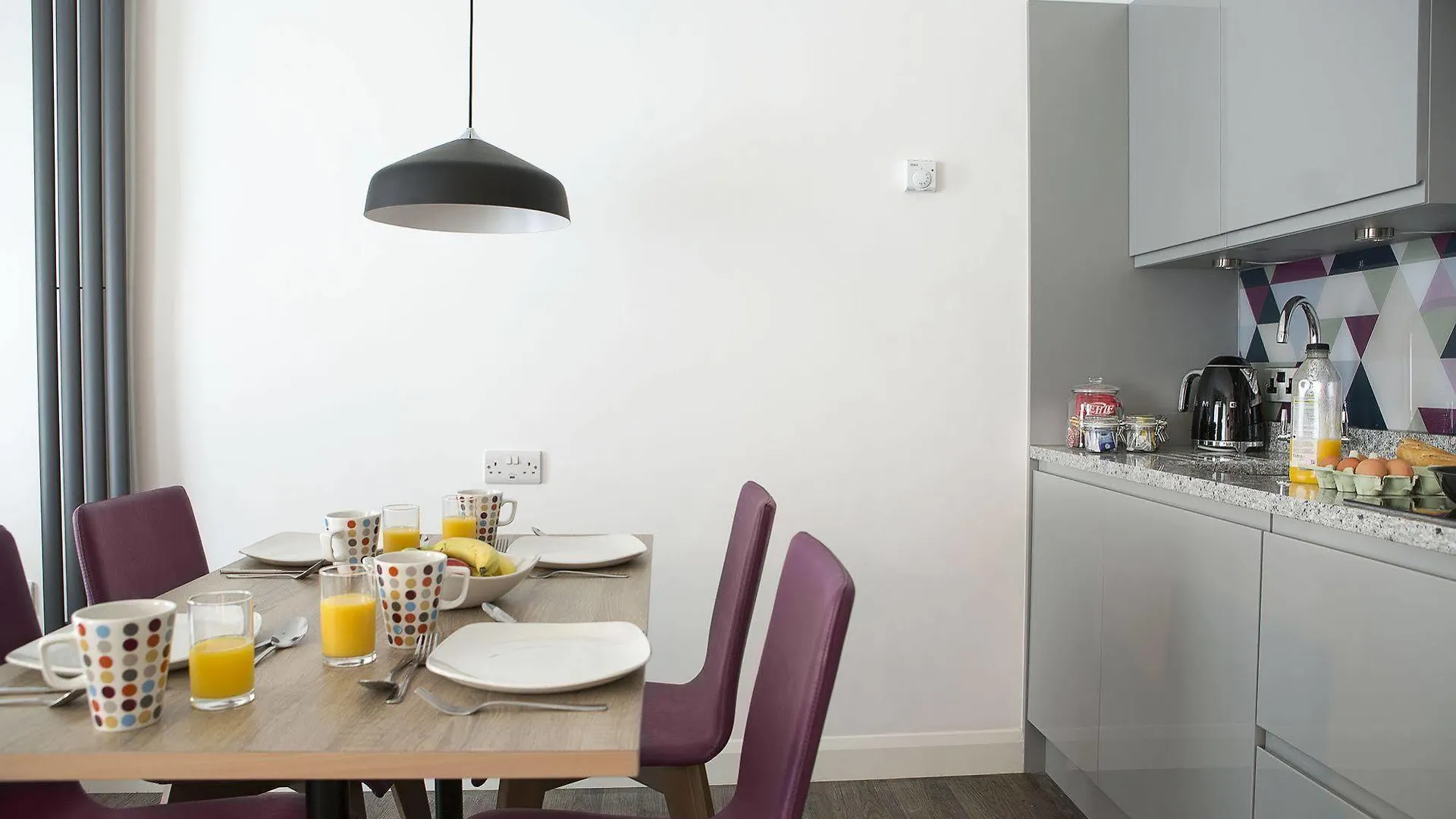 Cityroomz Edinburgh 3*,  United Kingdom