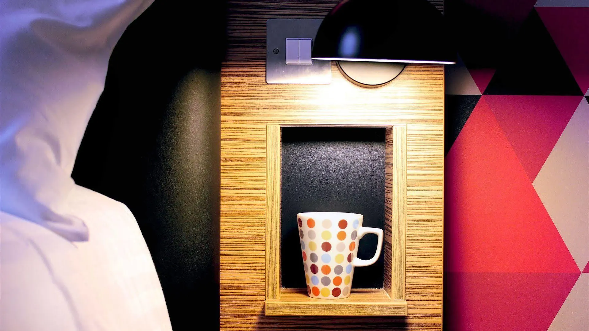 Cityroomz Edinburgh 3*,