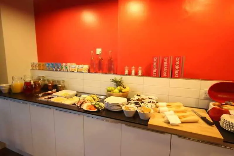 Cityroomz Edinburgh 3*,  Großbritannien