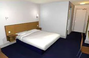 Cityroomz Edinburgh Hotel
